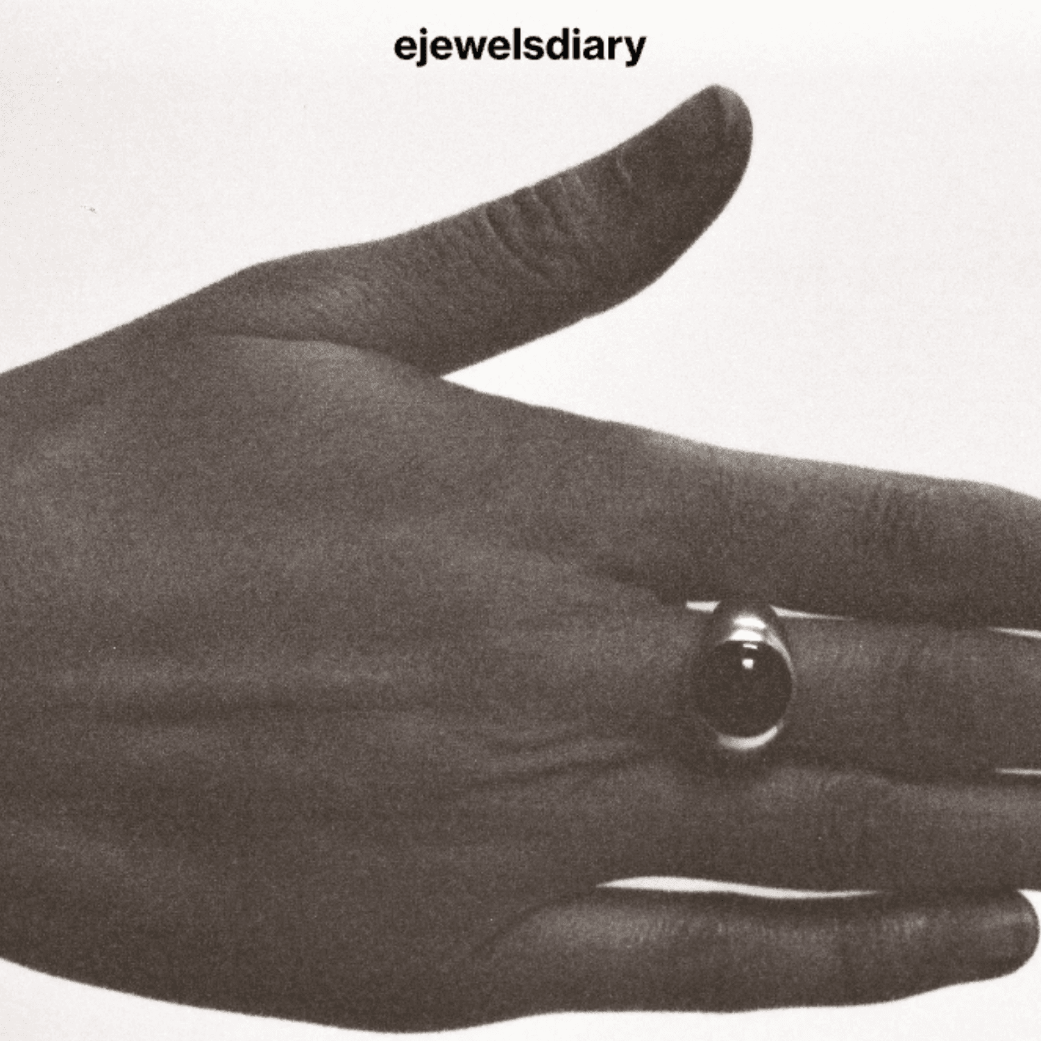 Pielęgnacja biżuterii — eJewelsDiary